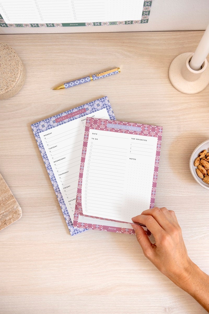 Filofax Mediterranean Daily Planner Notepad with magnet | Paper Plus