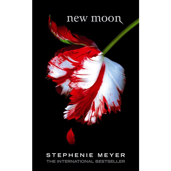 NEW MOON the 2nd book of the Twilight Saga paperback Stephenie Meyer Stephanie | UK NEW MOON the 2nd book of the Twilight Saga paperback Stephenie Meyer Stephanie | UK